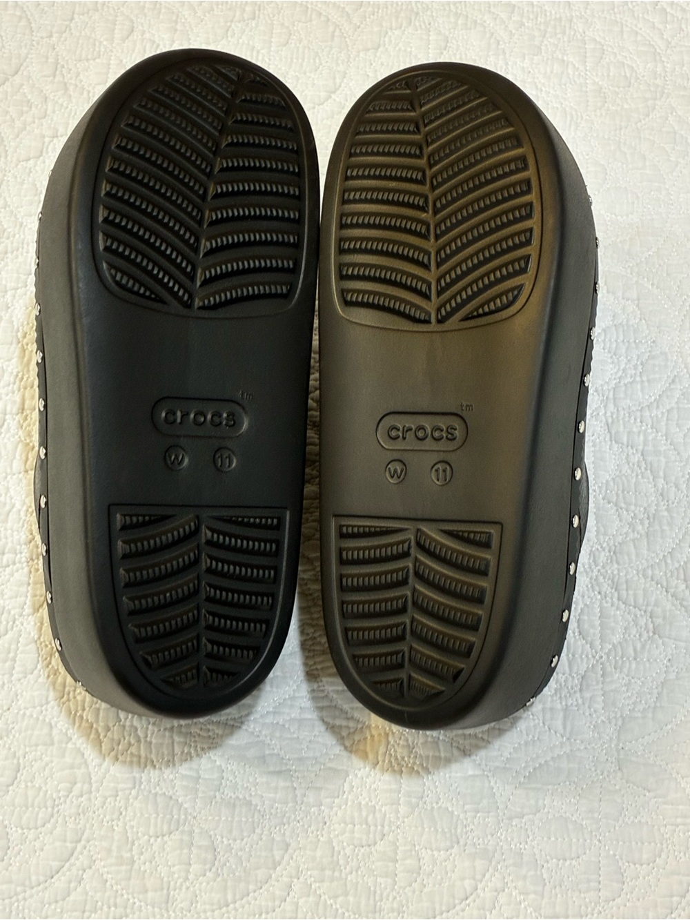 Crocs Dylan Platform Studded Clog Mules Black Leather Texture Slip On Womens 11 - Picture 5 of 5